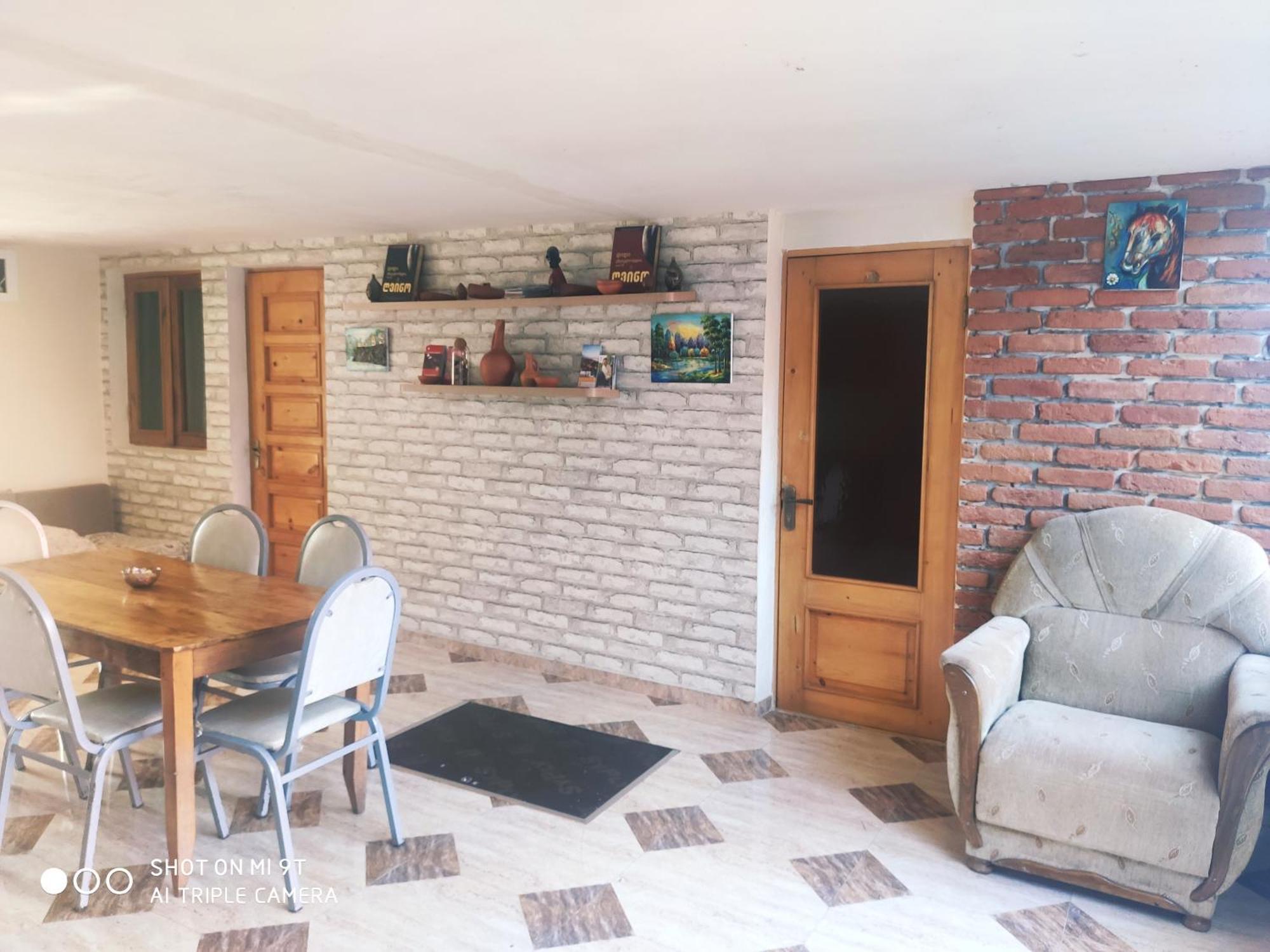 קובולטי Guesthouse Mery מראה חיצוני תמונה