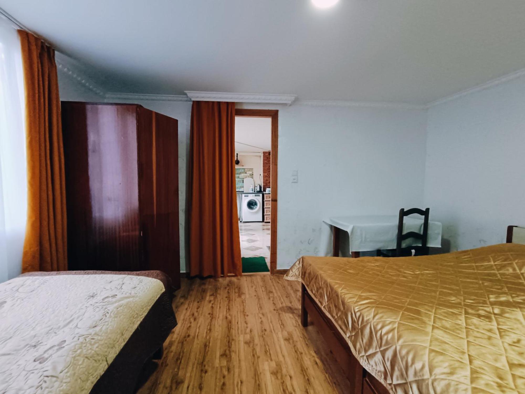 קובולטי Guesthouse Mery מראה חיצוני תמונה