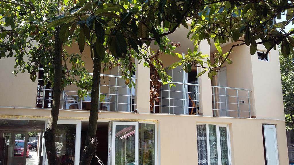 קובולטי Guesthouse Mery מראה חיצוני תמונה